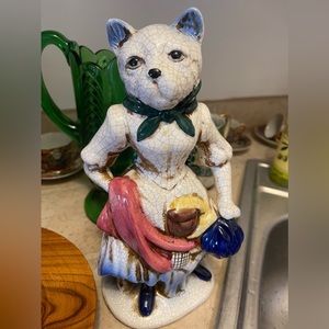 Vintage Crackled Ceramic Cat Victorian Style